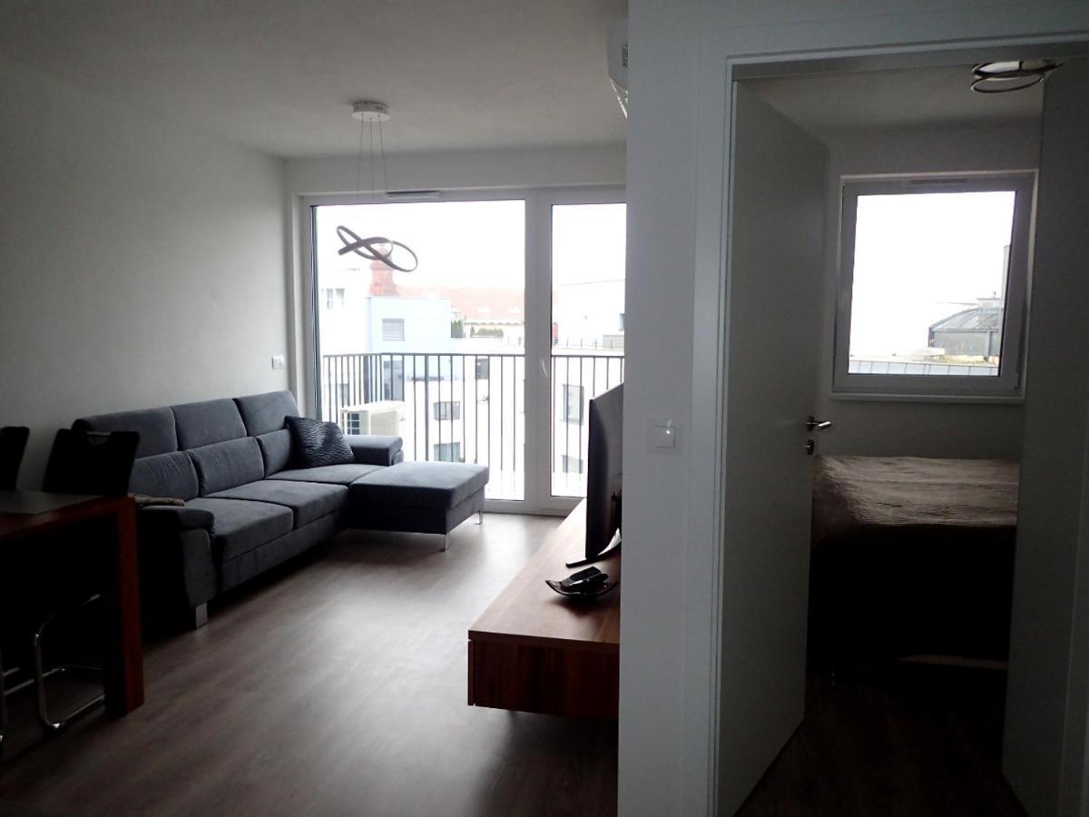 Apartment In The Old Town Bratislava Extérieur photo